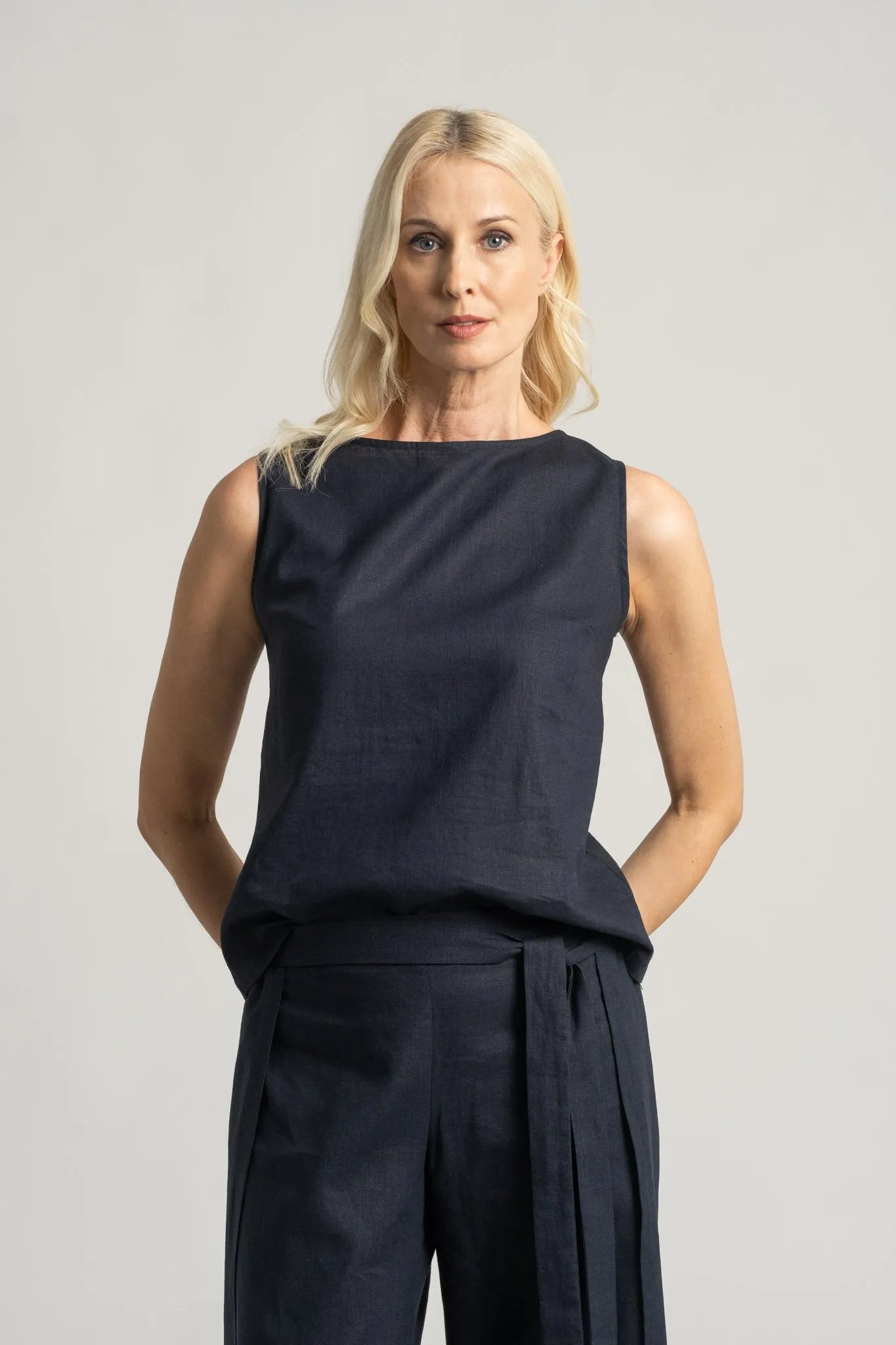 Chloé Linen Top Navy