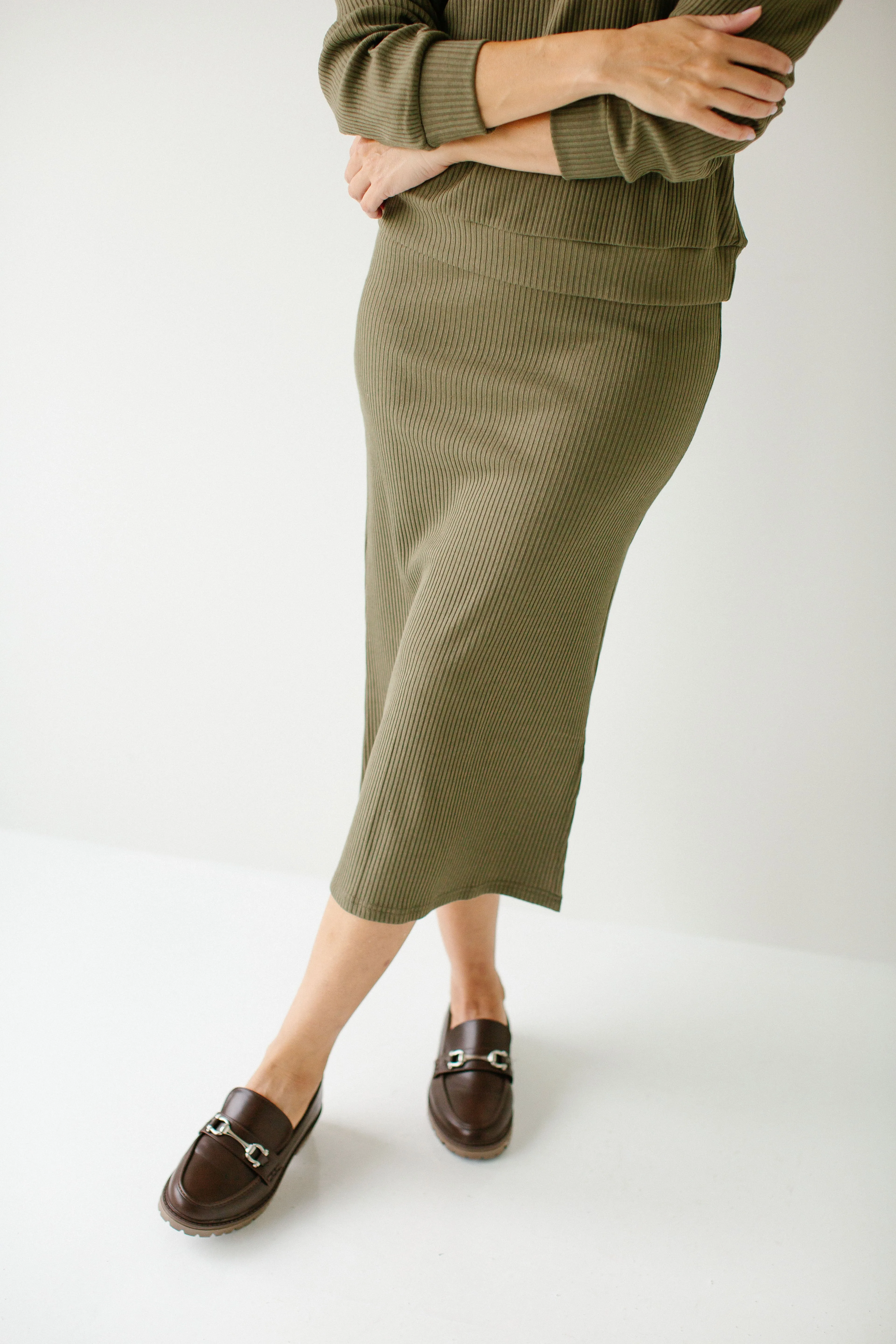 'Grove' Ribbed Midi Skirt in Olive