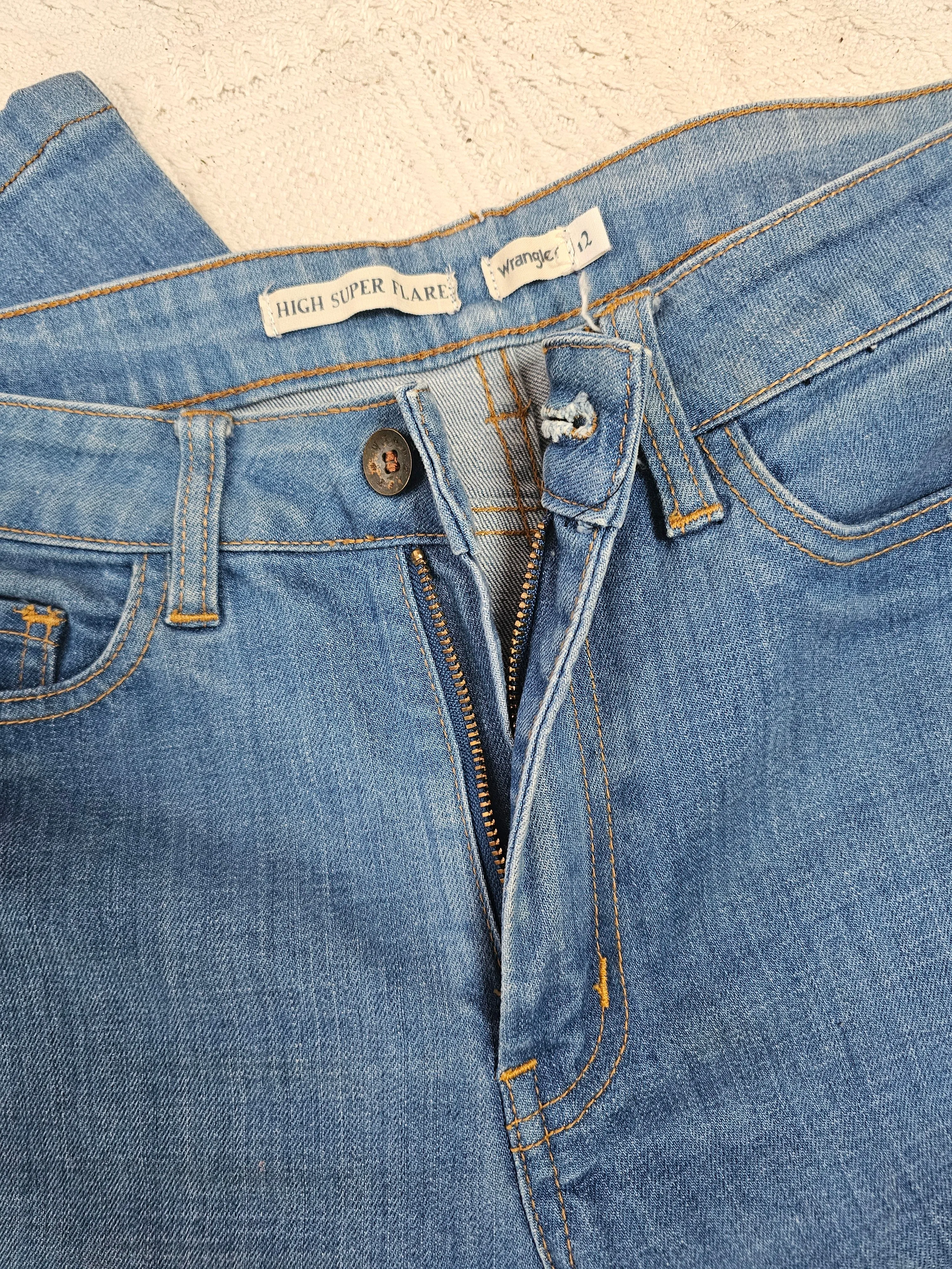 Vintage Wrangler jeans tag 12 (more like 10).